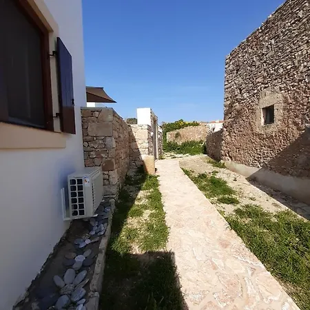 Old Village Apartmán Katsoulliánika