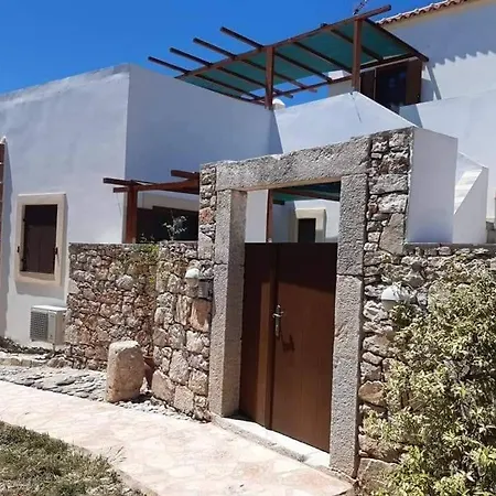 Old Village Katsoulianika